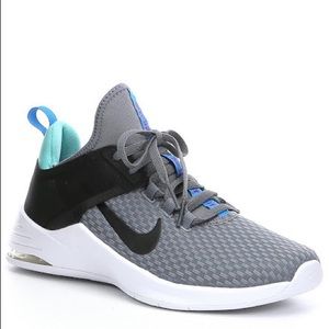 NIKE WOMEN’S training shoe size 6.5